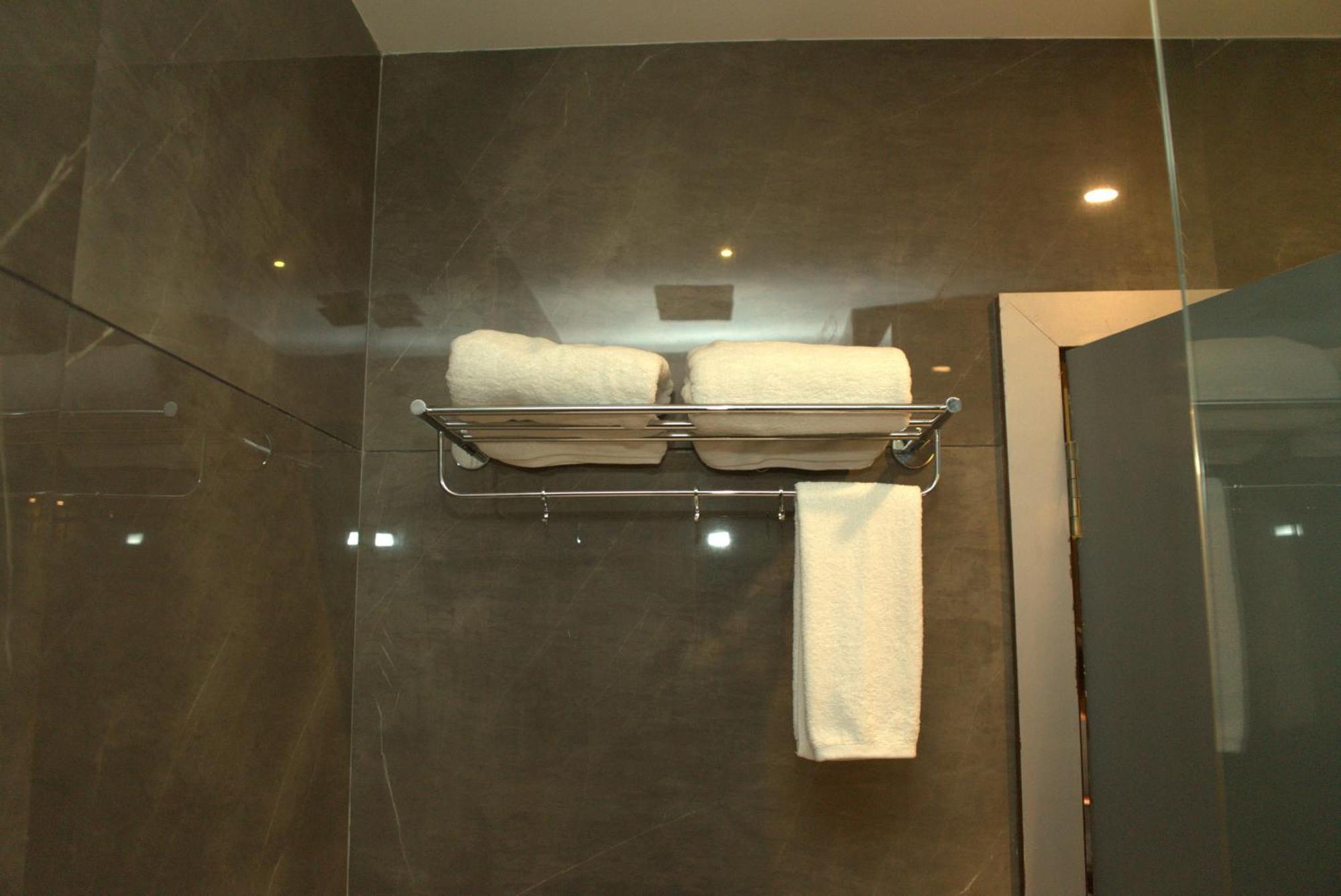 Hotel Tanisha Kishanganj Екстер'єр фото