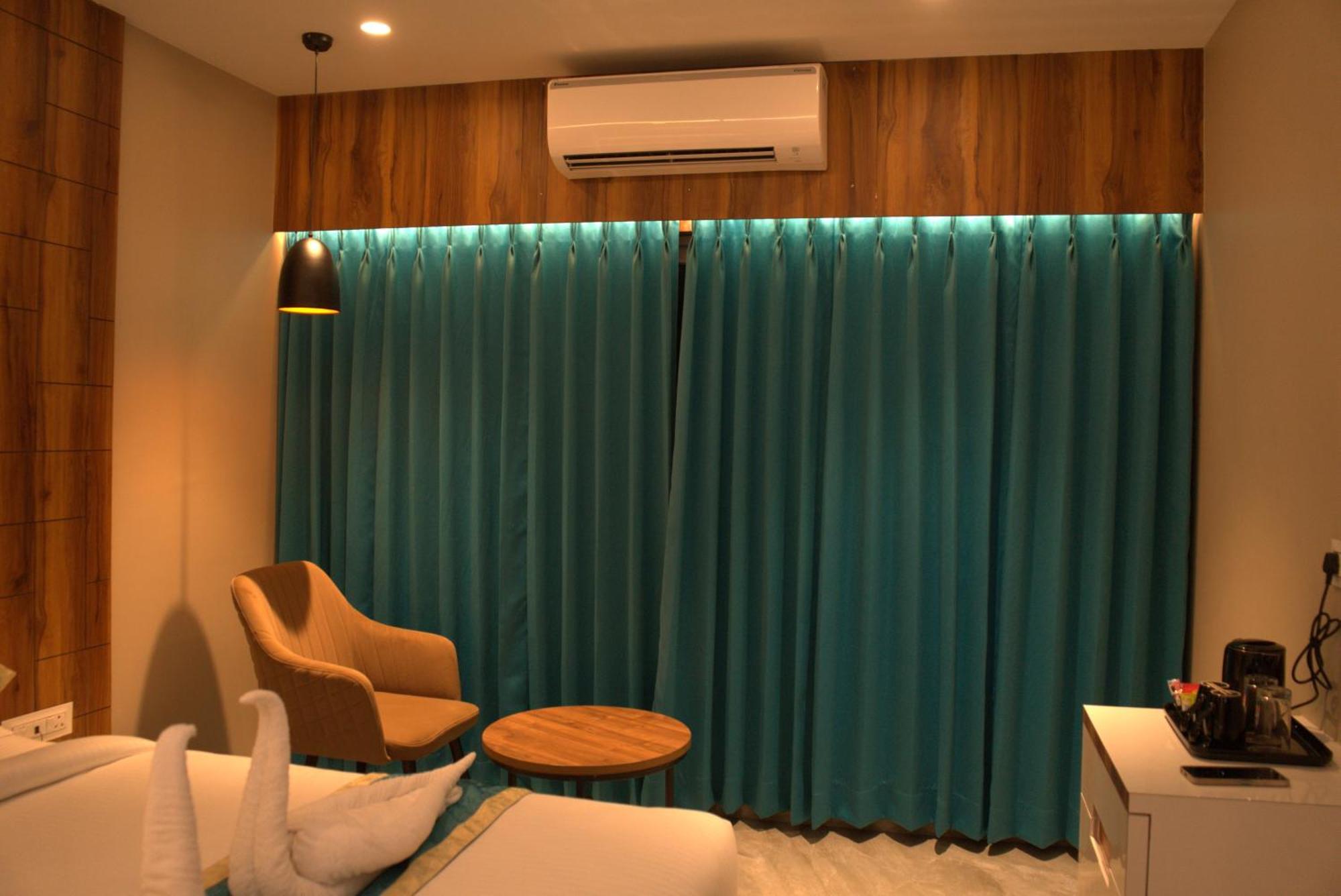 Hotel Tanisha Kishanganj Екстер'єр фото